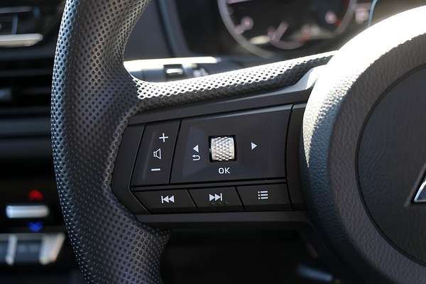 2025 Mitsubishi Triton GLX MV 4X4