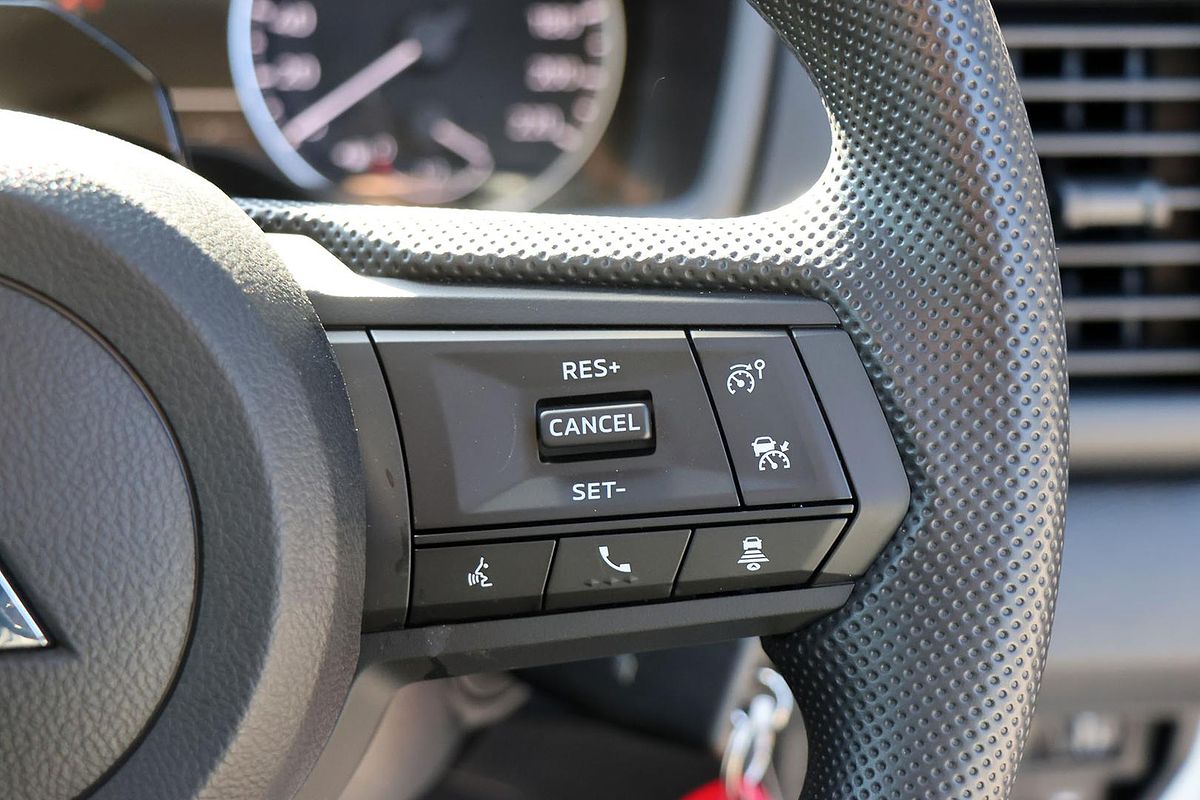 2025 Mitsubishi Triton GLX MV 4X4