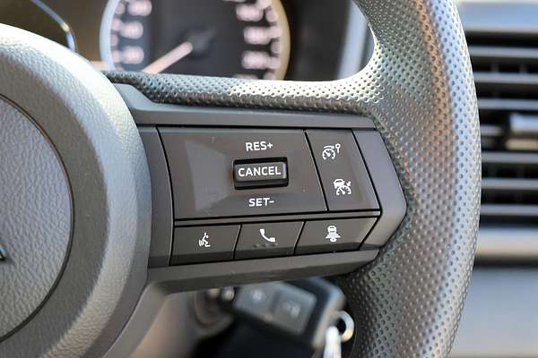 2024 Mitsubishi Triton GLX MV 4X4