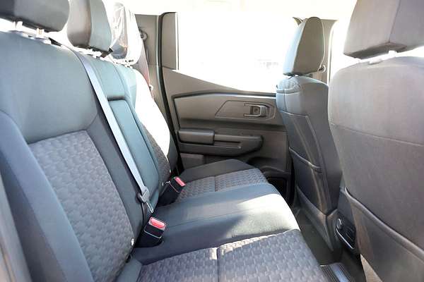 2025 Mitsubishi Triton GLX MV 4X4