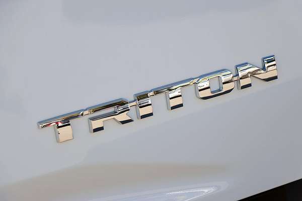 2024 Mitsubishi Triton GLX MV 4X4