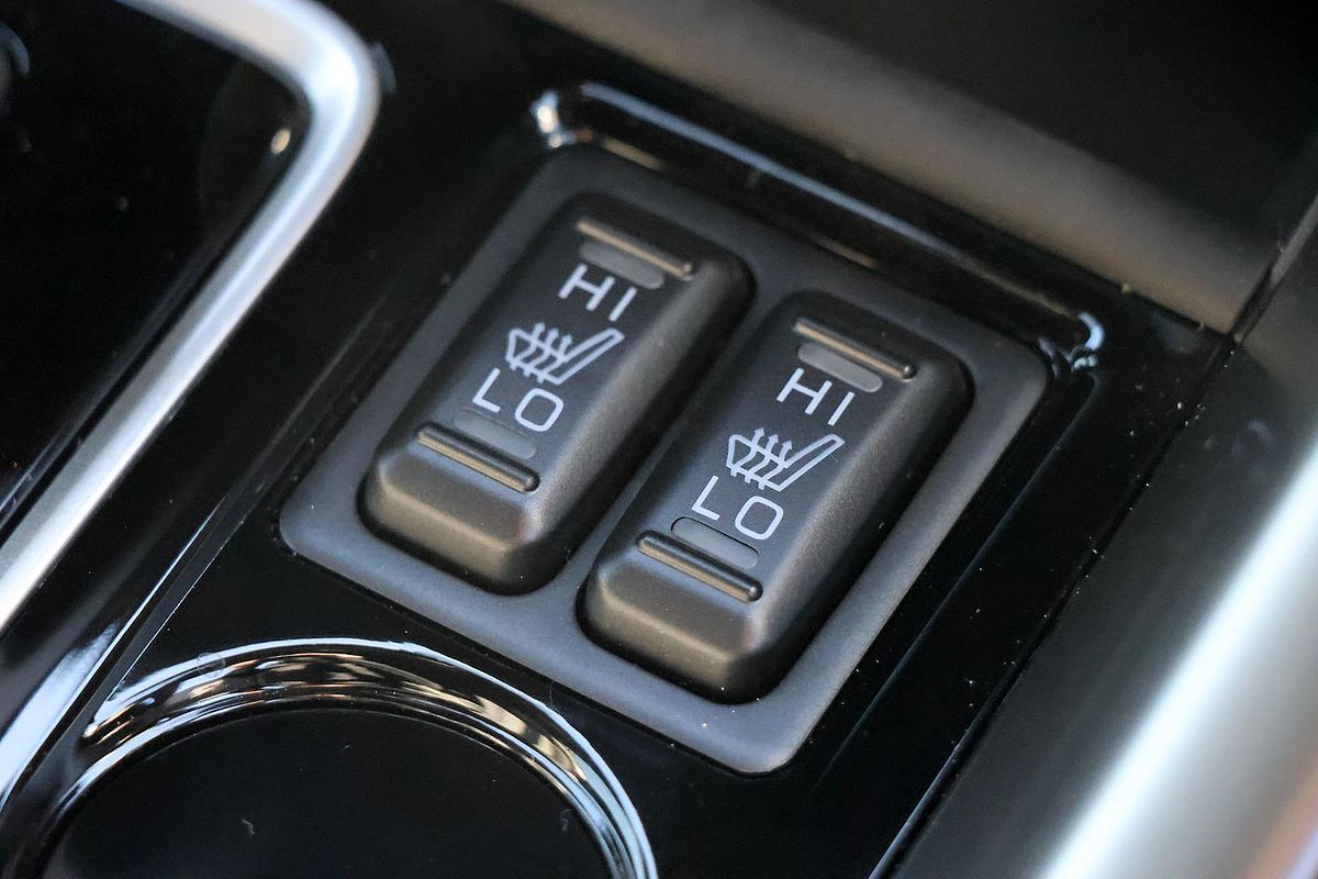 2024 Mitsubishi Eclipse Cross Black Edition YB