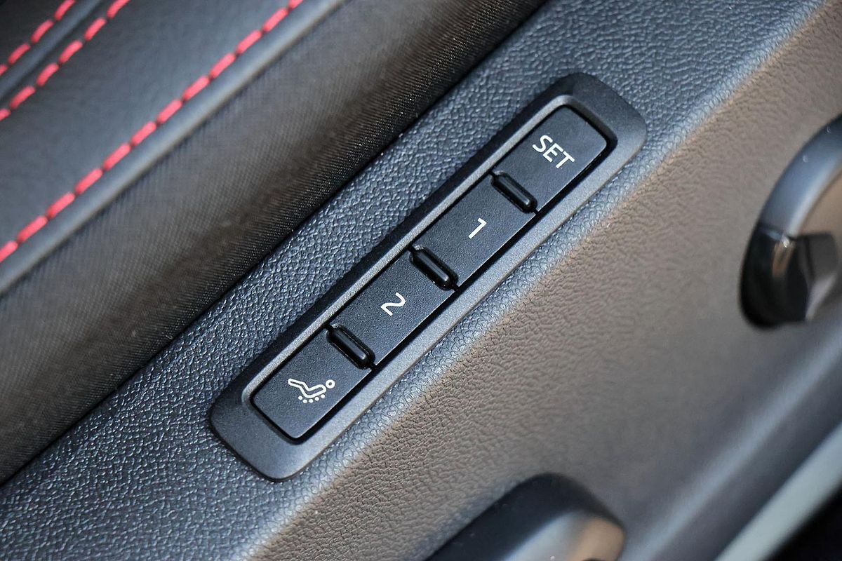 2025 SKODA Octavia RS NX