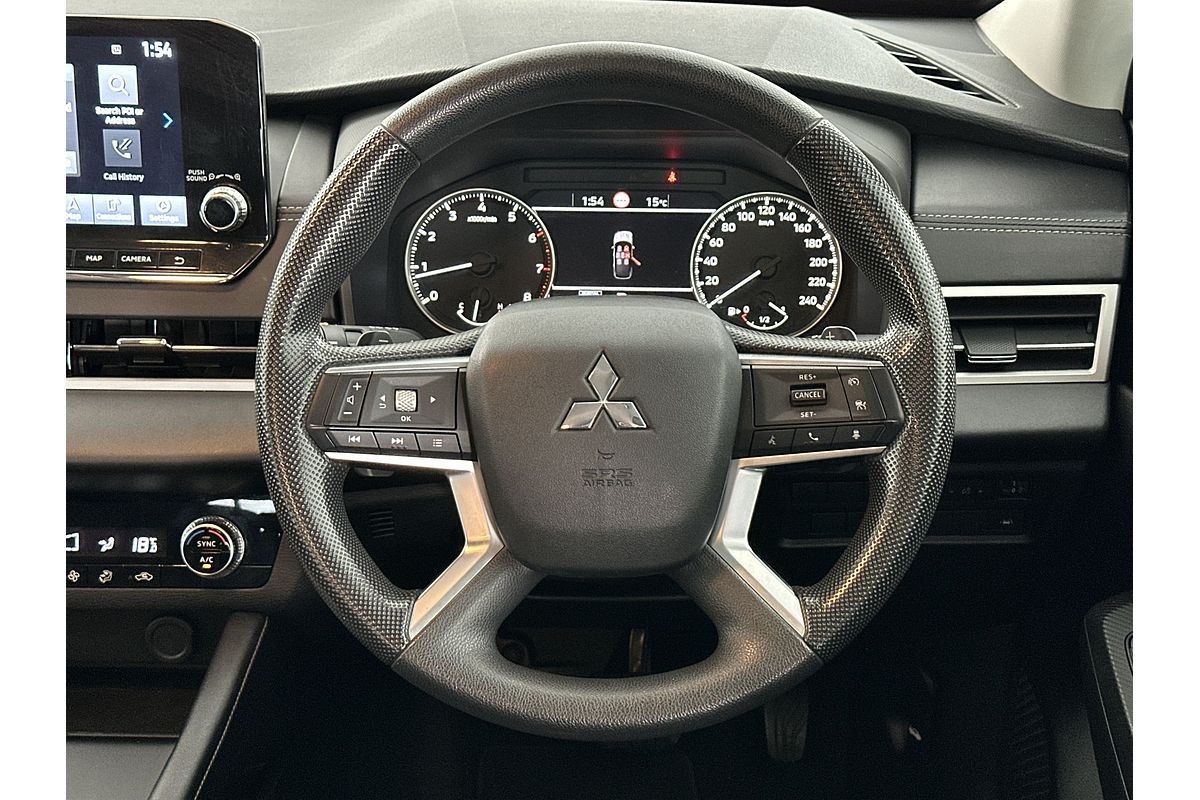 2022 Mitsubishi Outlander ES ZM
