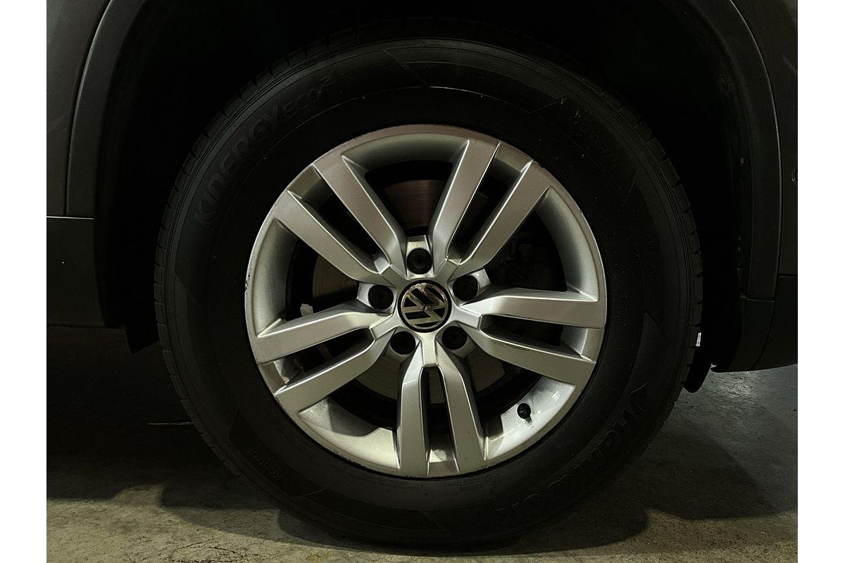 2012 Volkswagen Tiguan 132TSI Pacific 5N