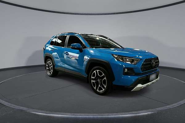 2020 Toyota RAV4 Edge AXAA54R