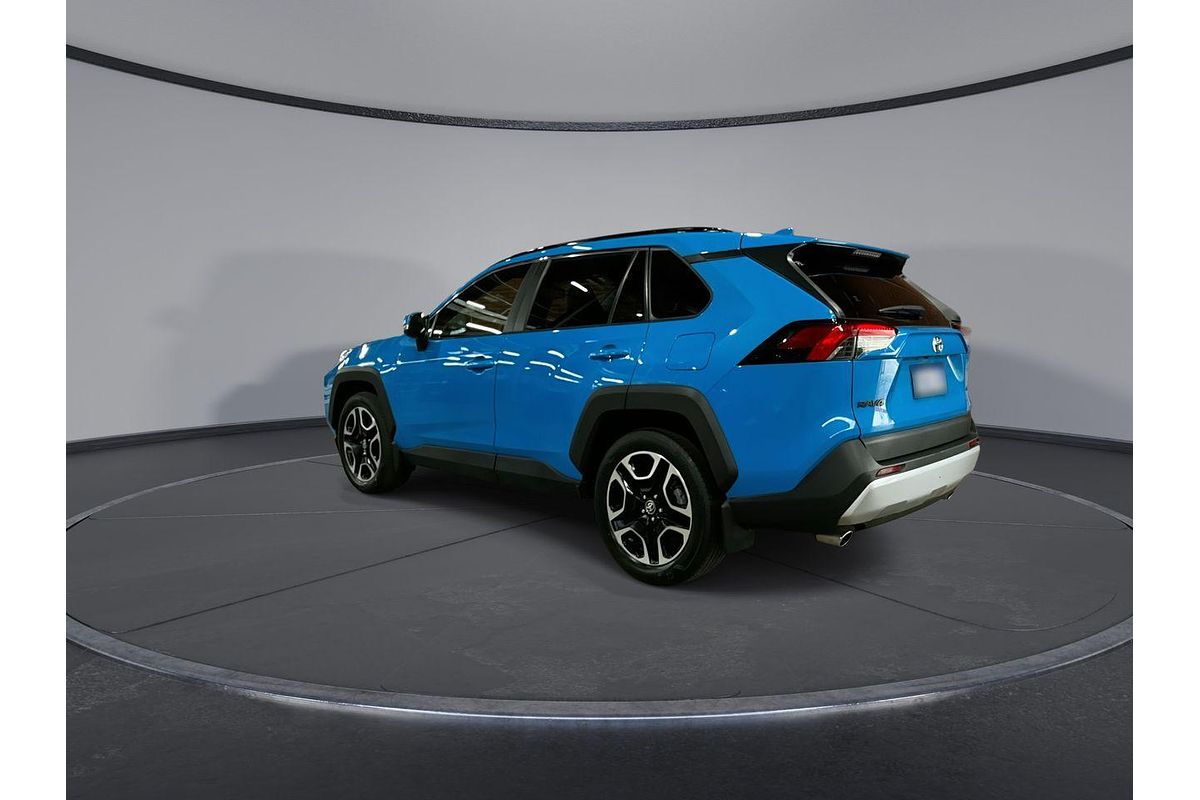 2020 Toyota RAV4 Edge AXAA54R