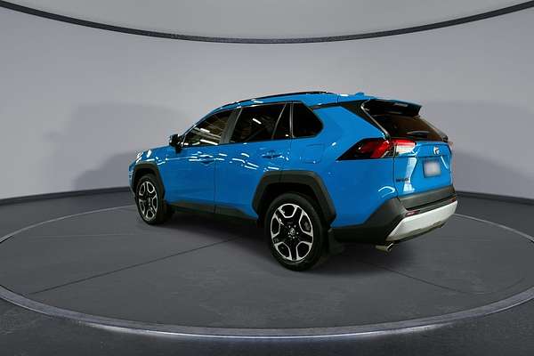 2020 Toyota RAV4 Edge AXAA54R