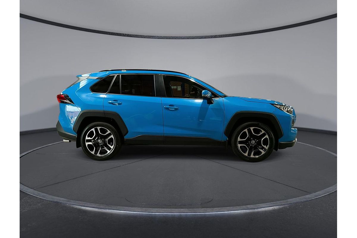 2020 Toyota RAV4 Edge AXAA54R