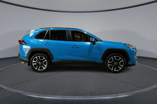 2020 Toyota RAV4 Edge AXAA54R