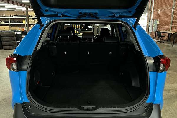 2020 Toyota RAV4 Edge AXAA54R
