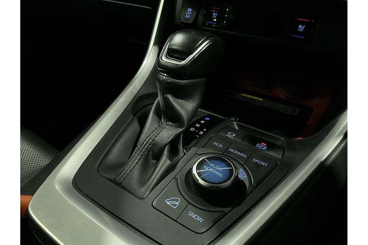 2020 Toyota RAV4 Edge AXAA54R