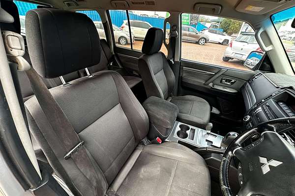 2011 Mitsubishi Pajero GLS NT