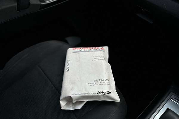 2011 Mitsubishi Pajero GLS NT
