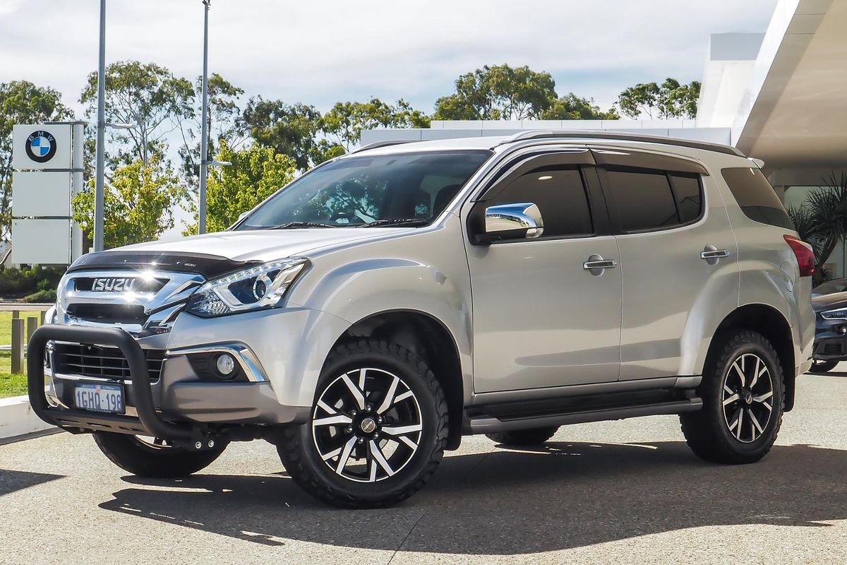 2017 Isuzu MU-X LS-T