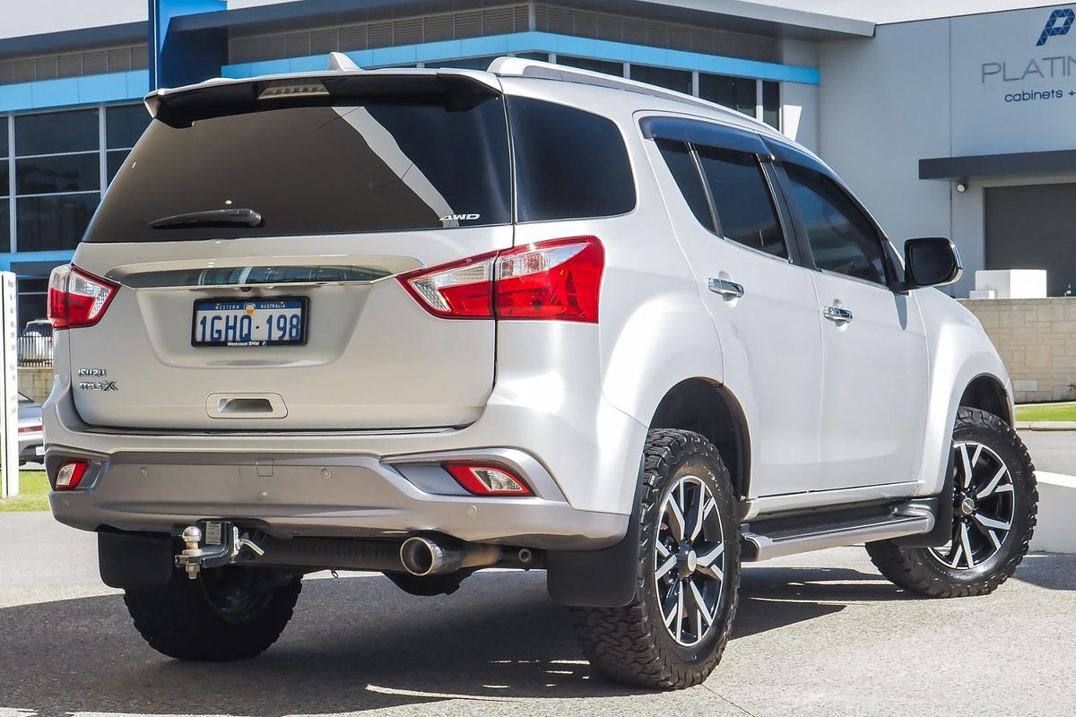 2017 Isuzu MU-X LS-T