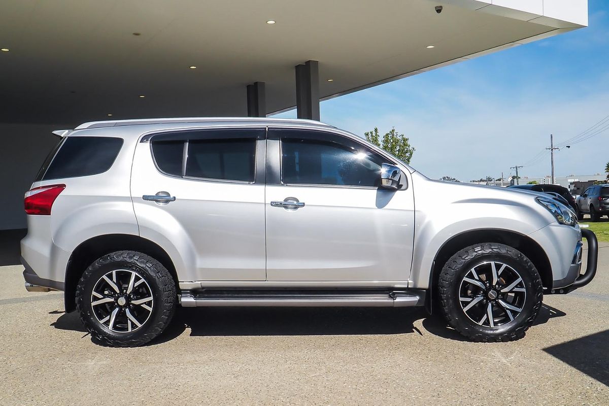 2017 Isuzu MU-X LS-T