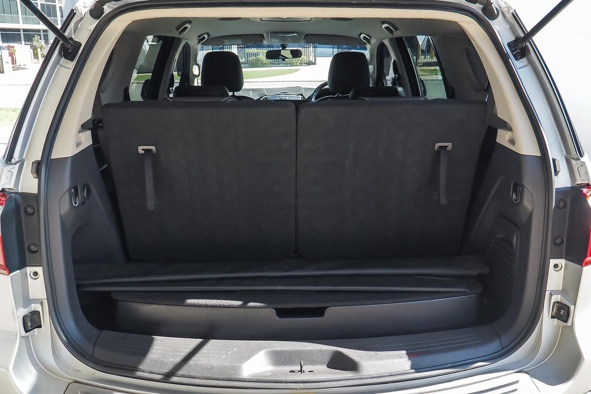 2017 Isuzu MU-X LS-T