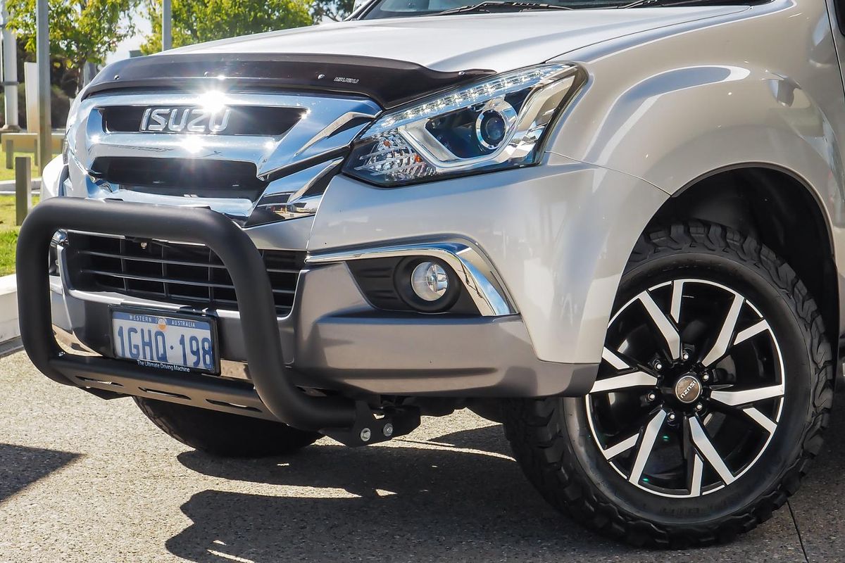 2017 Isuzu MU-X LS-T