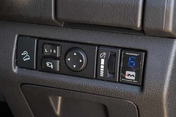 2017 Isuzu MU-X LS-T
