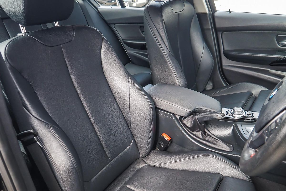 2014 BMW 3 Series 316i F30