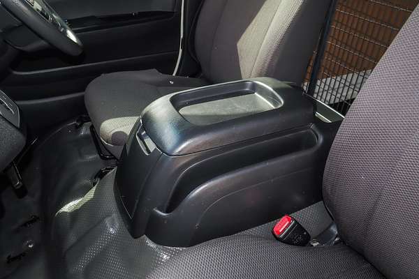 2014 Toyota Hiace KDH201R LWB