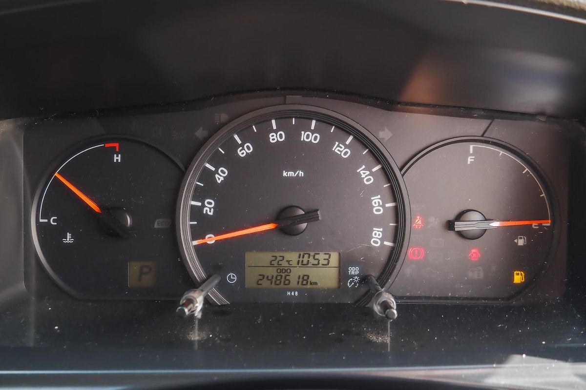 2014 Toyota Hiace KDH201R LWB