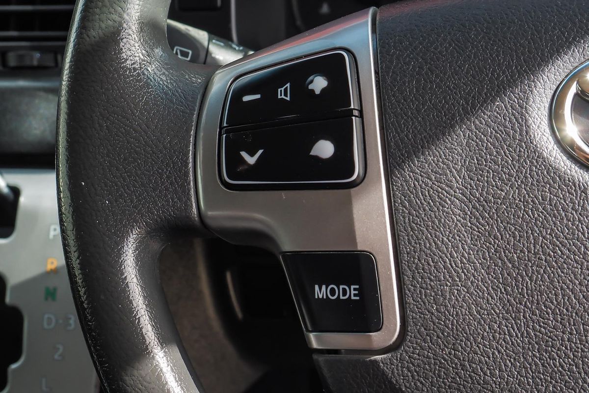 2014 Toyota Hiace KDH201R LWB