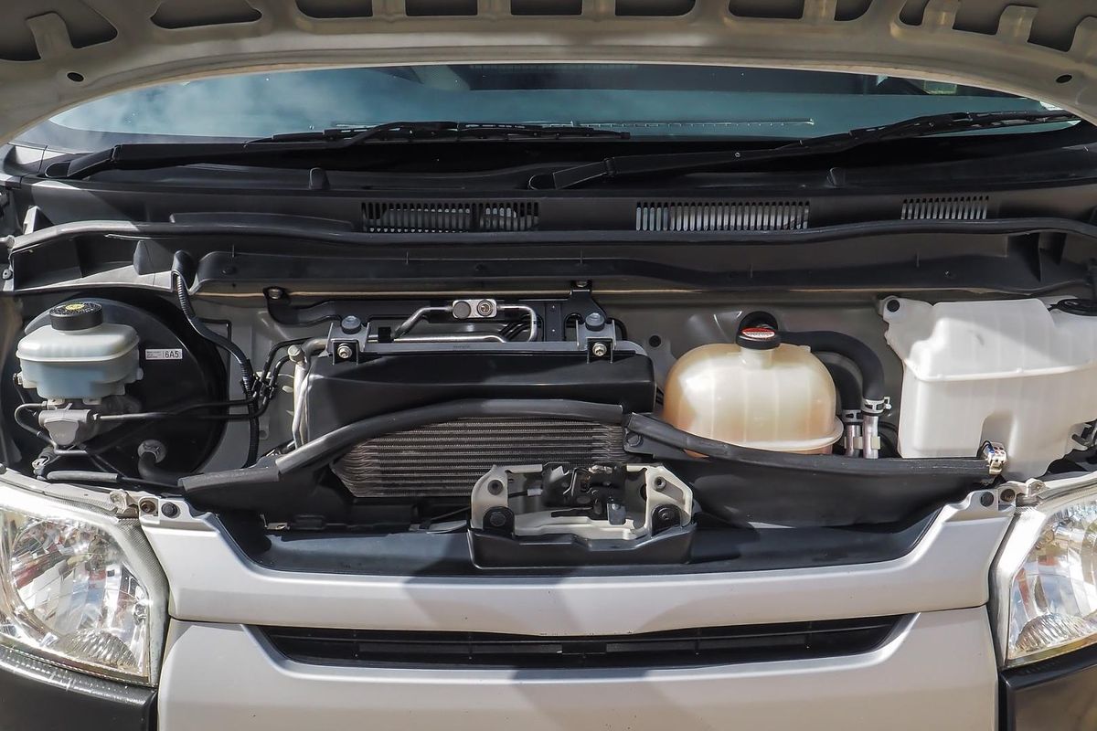 2014 Toyota Hiace KDH201R LWB