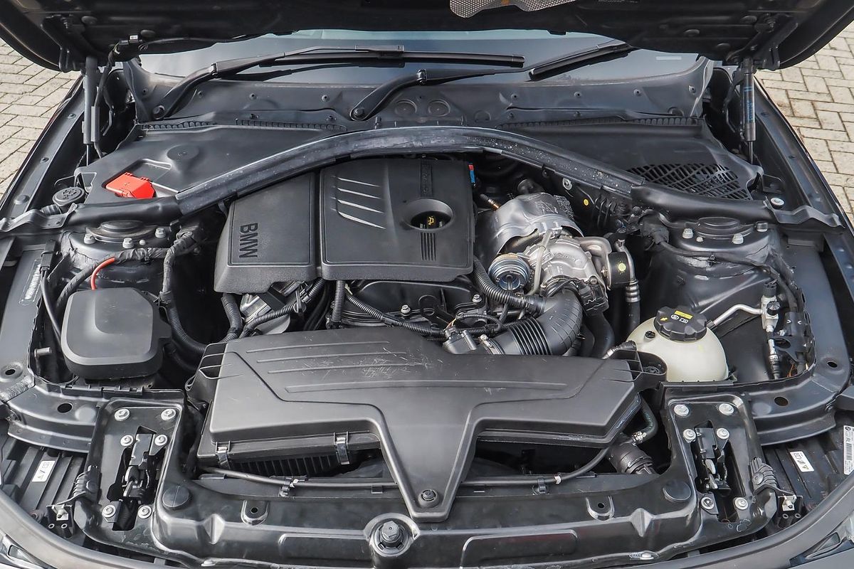 2014 BMW 3 Series 316i F30