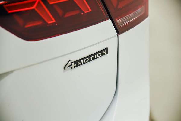 2022 Volkswagen Tiguan 147TDI R-Line 5N