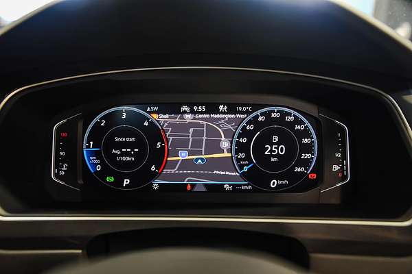 2022 Volkswagen Tiguan 147TDI R-Line 5N