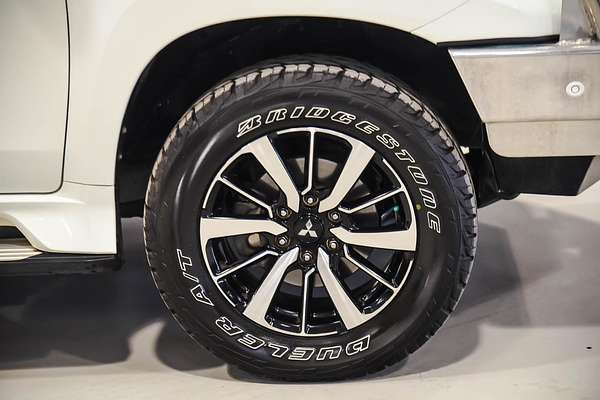 2017 Mitsubishi Pajero Sport Exceed QE