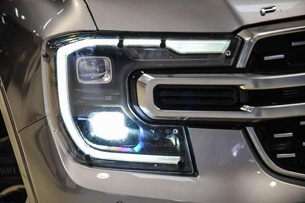 2023 Ford Everest Platinum