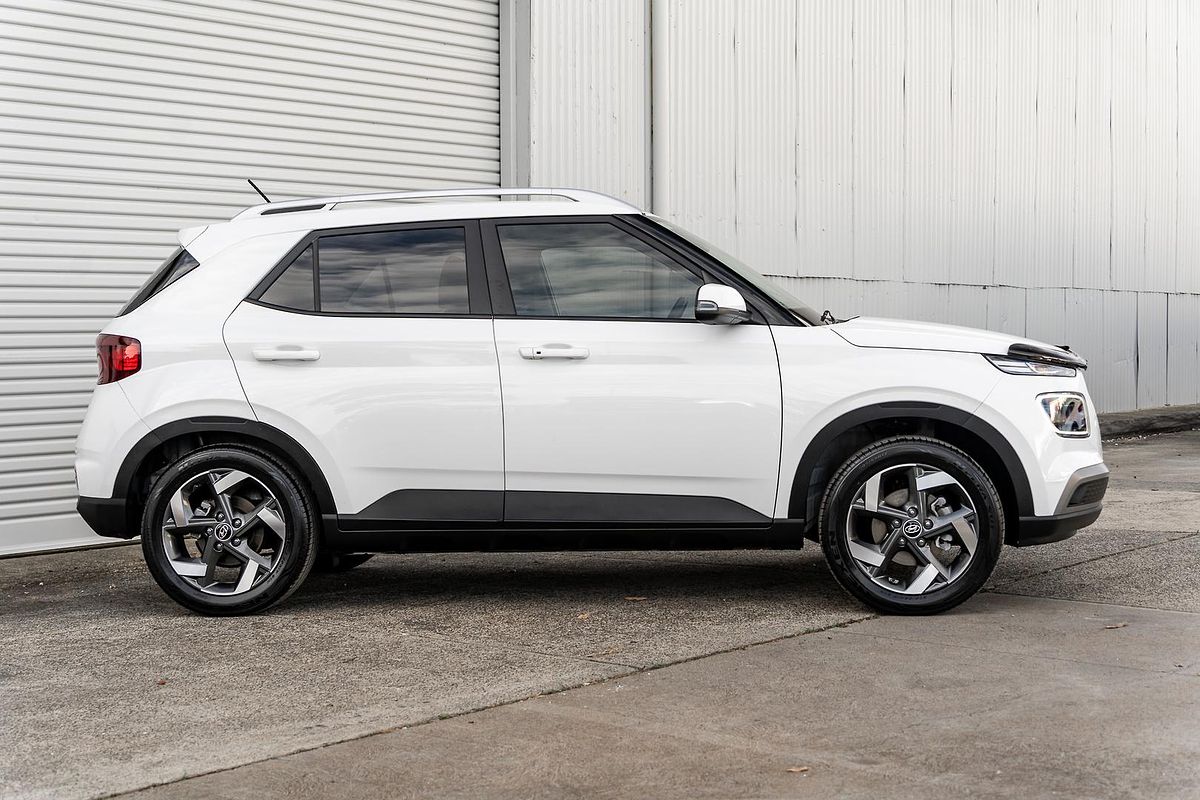 2023 Hyundai Venue Elite QX.V5