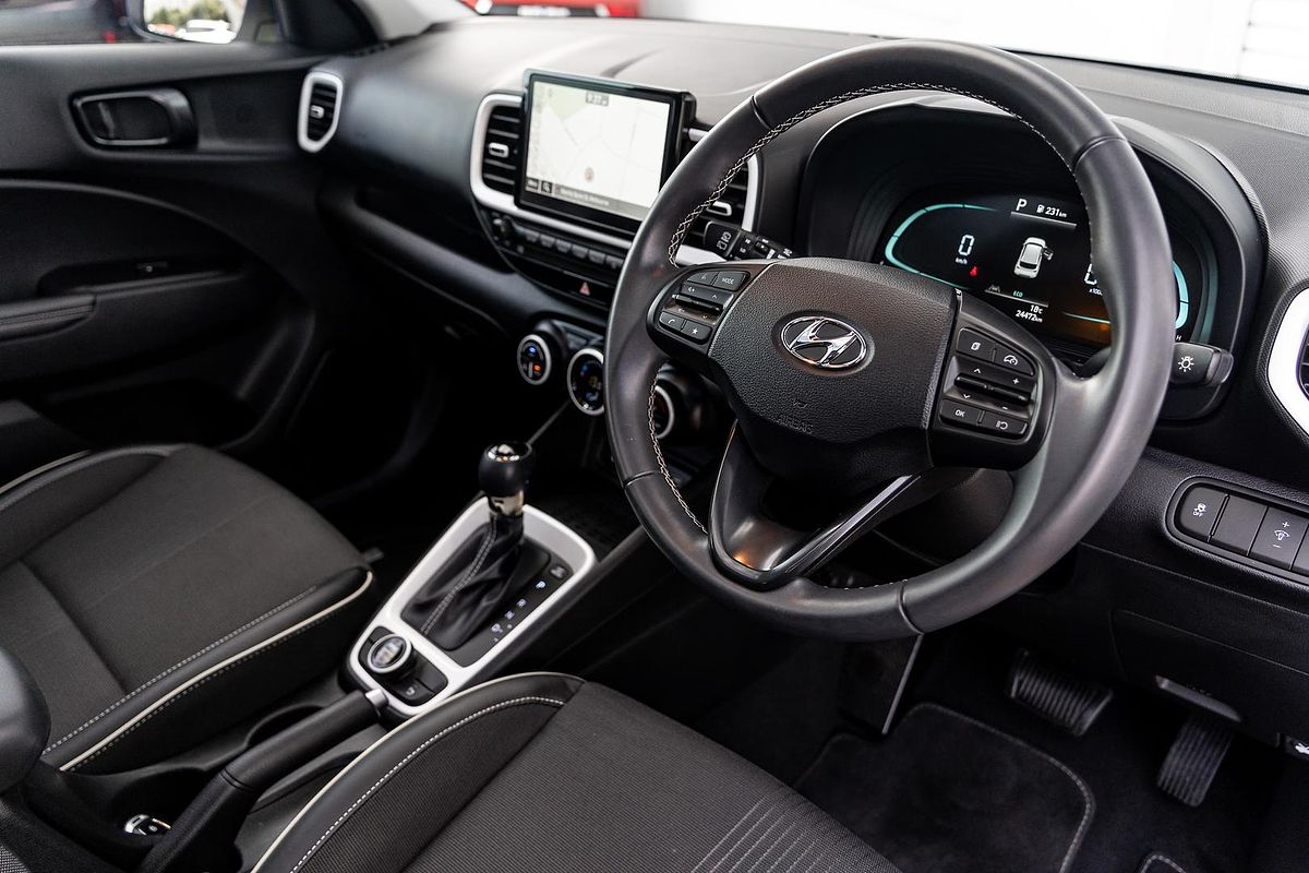 2023 Hyundai Venue Elite QX.V5