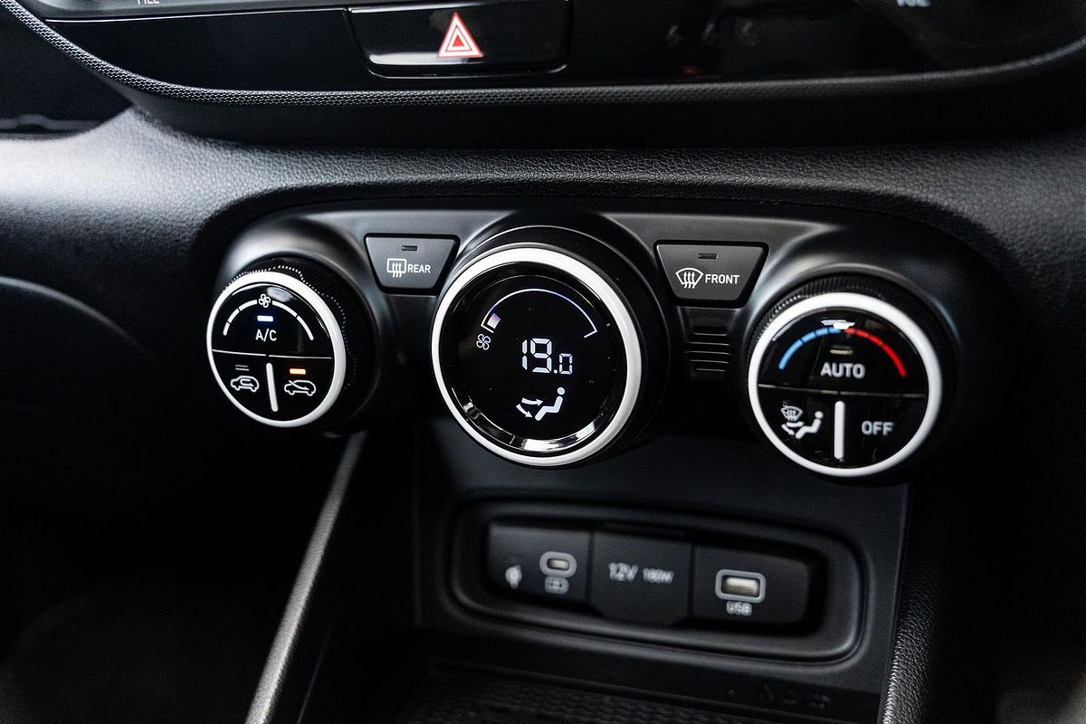 2023 Hyundai Venue Elite QX.V5
