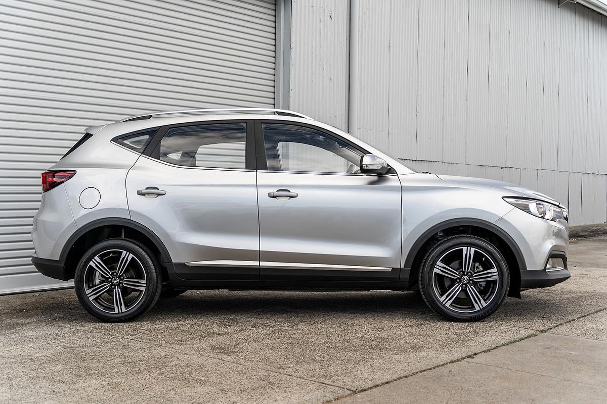 2018 MG ZS Essence AZS1