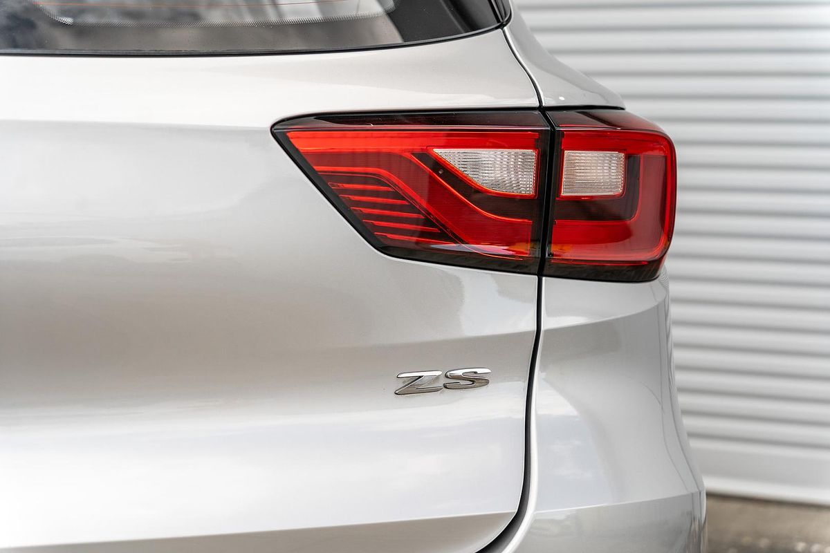 2018 MG ZS Essence AZS1