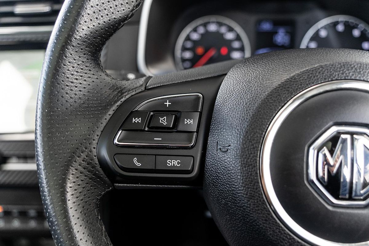 2018 MG ZS Essence AZS1