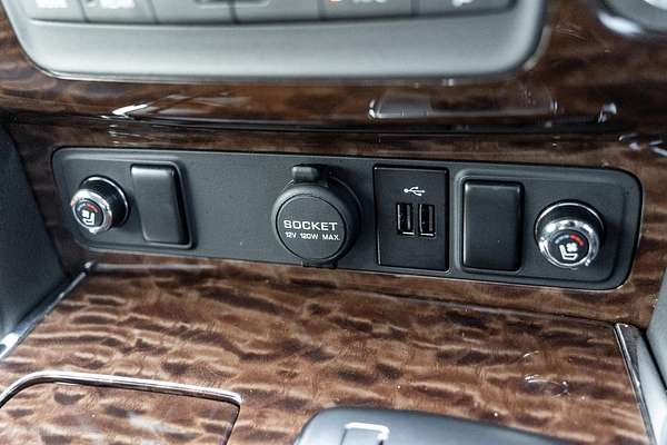 2023 Nissan Patrol Ti-L Y62