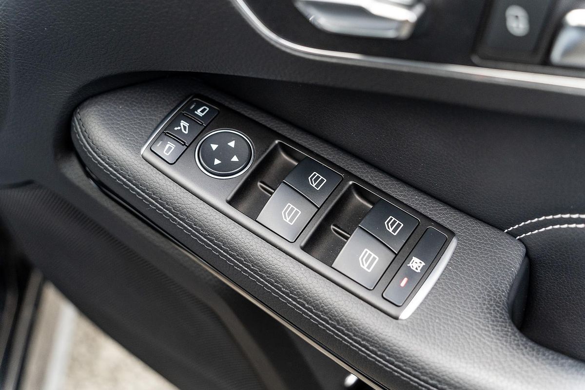 2014 Mercedes-Benz E-Class E400 W212