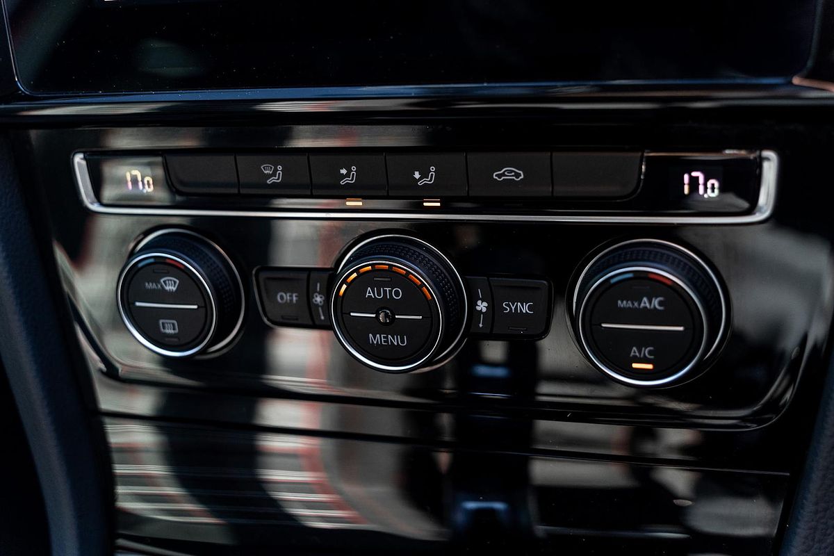 2018 Volkswagen Golf GTI Original 7.5