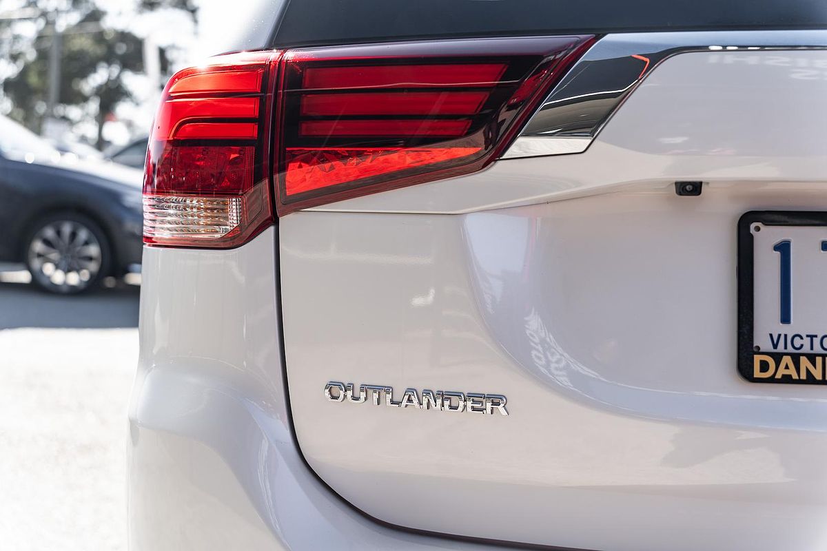 2021 Mitsubishi Outlander ES ZL