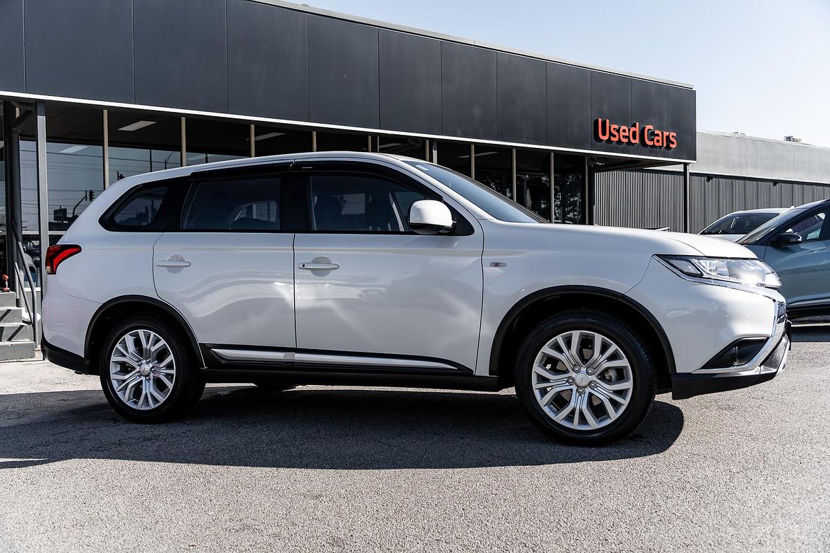 2021 Mitsubishi Outlander ES ZL