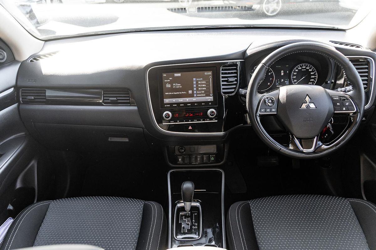 2021 Mitsubishi Outlander ES ZL