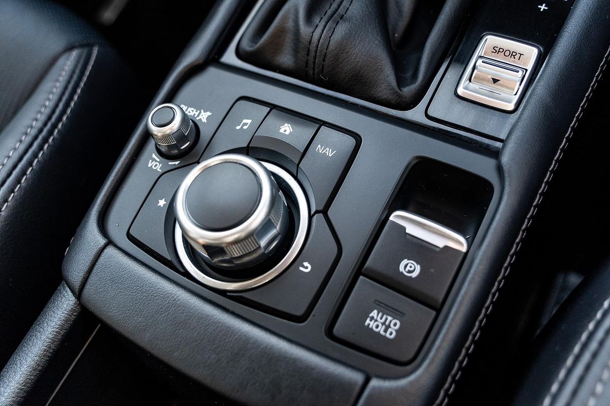2019 Mazda CX-3 sTouring DK