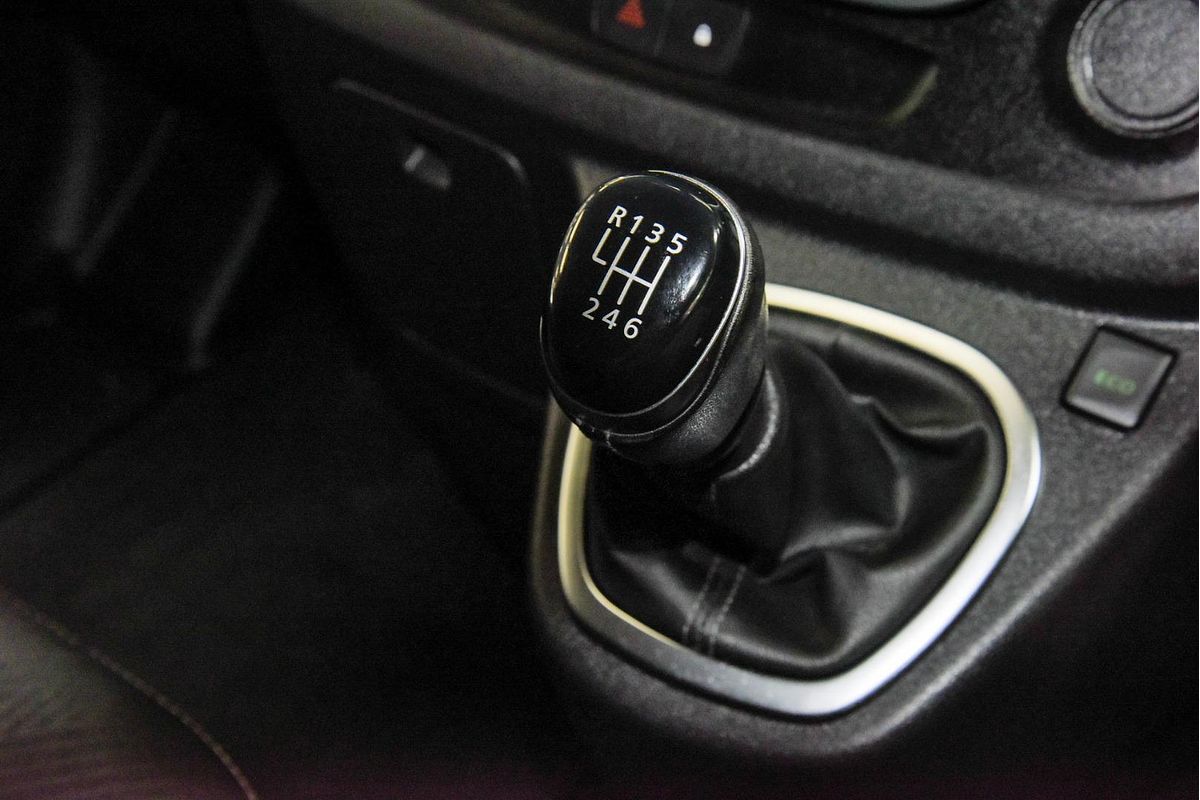 2019 Renault Trafic Premium 103kW X82 LWB