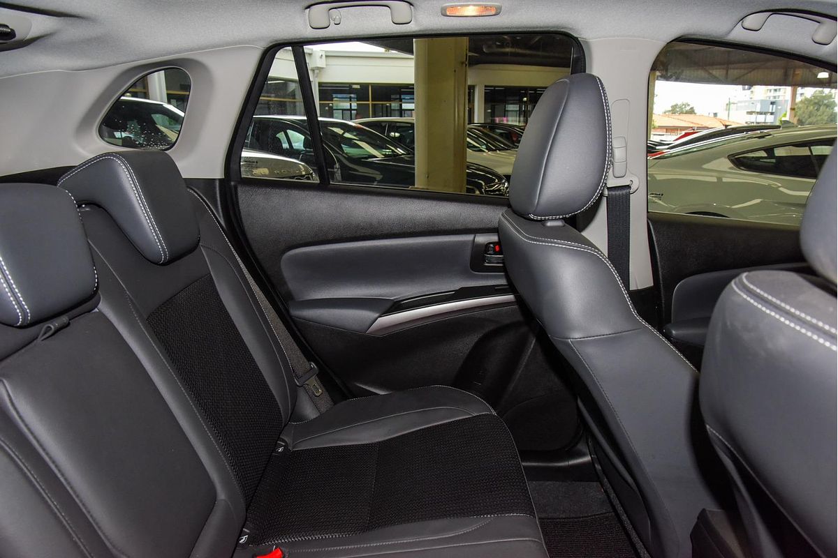 2024 Suzuki S-Cross ALLGRIP Prestige JYB