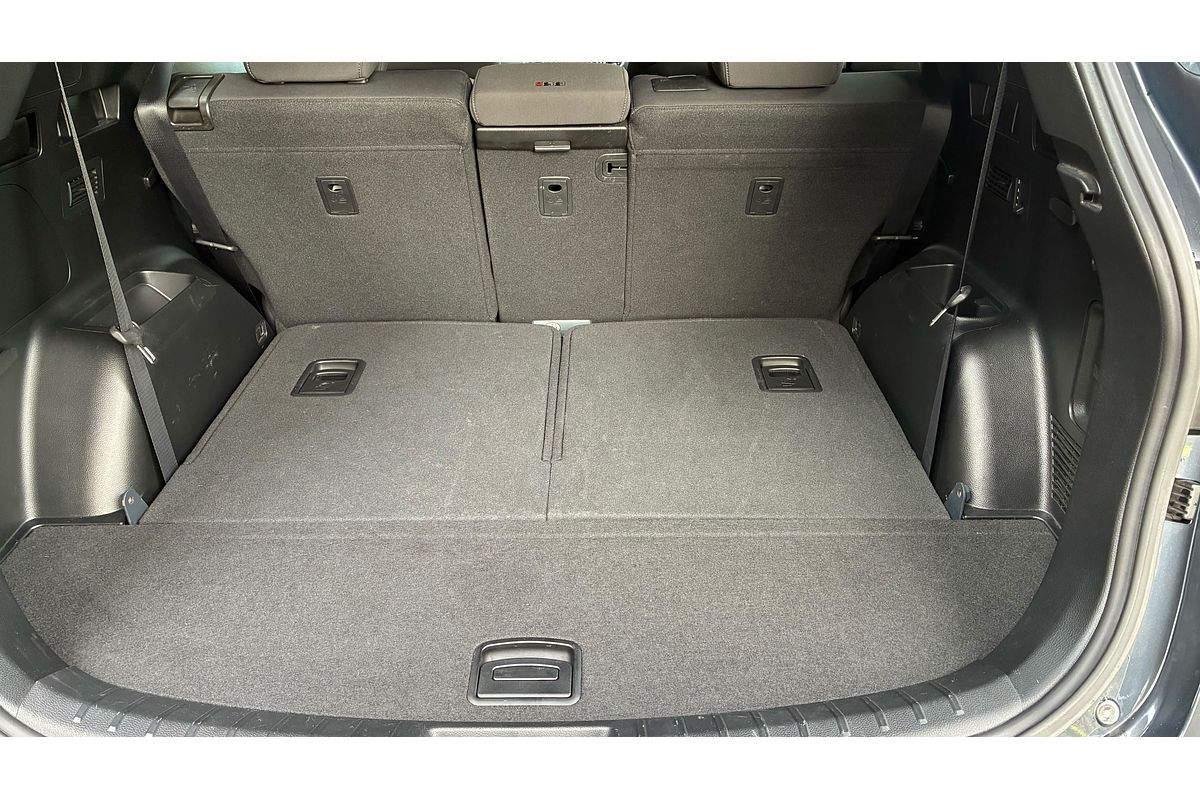 2016 Hyundai Santa Fe Active DM3 Series II